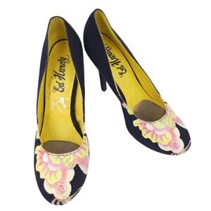 ED HARDY HEEL SZ 8 BLACK PINUP ROCKABILLY STILETTO AMMA PINK YELLOW TATTOO ART